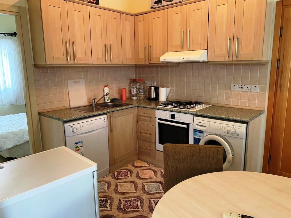 Begonvilla Court Block 1 Apartment 14 view 5