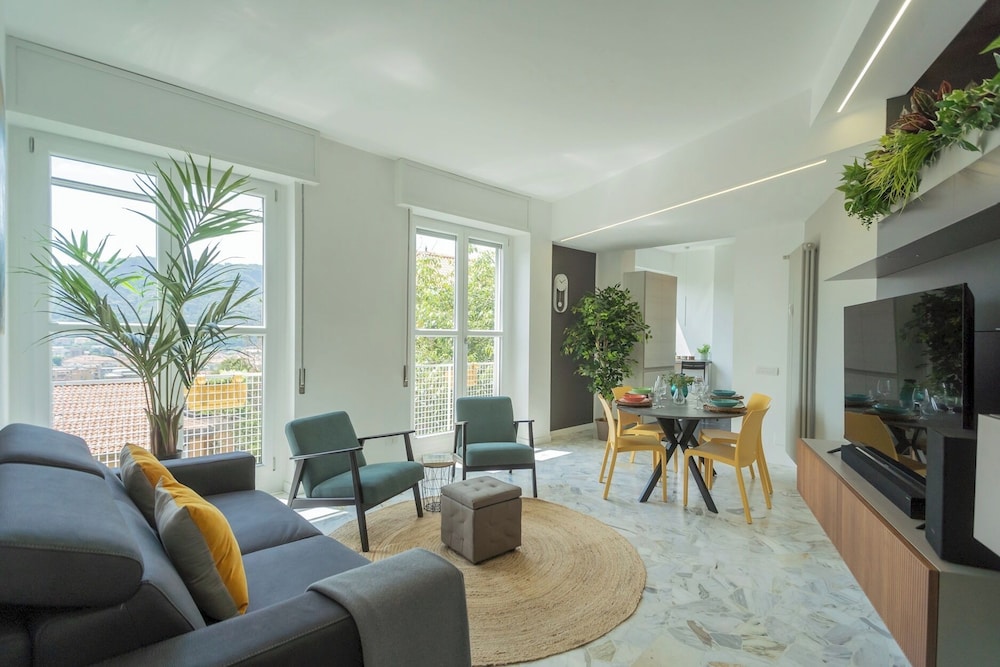 Como Panorama by Rent all Como