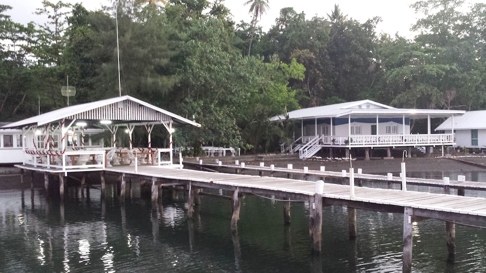 Driftwood Resort