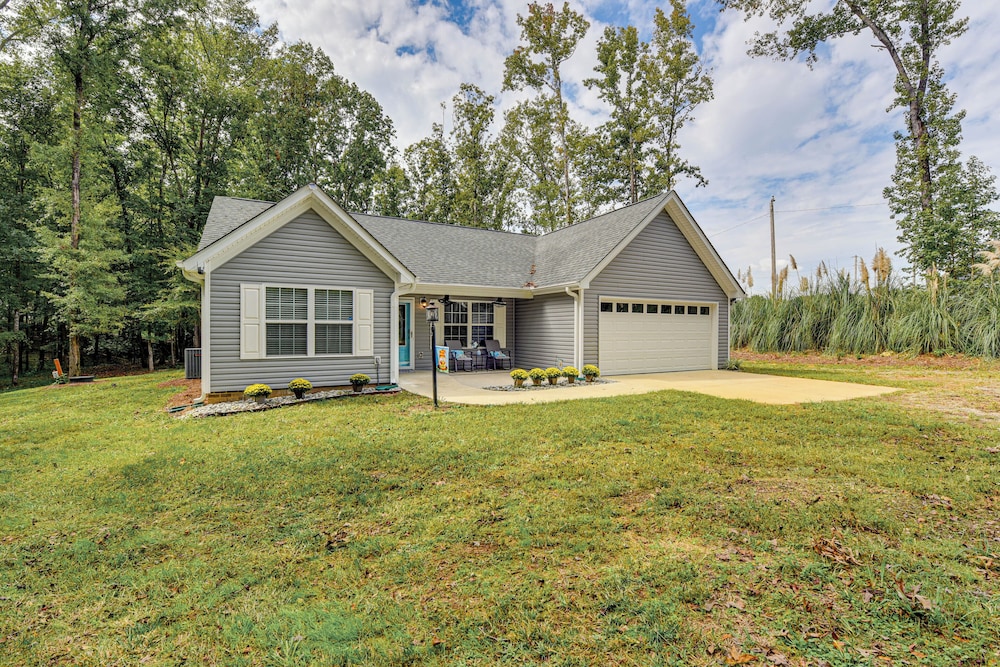 Pet-friendly Home in Monroe: Deck, Grill & Yard! view 4
