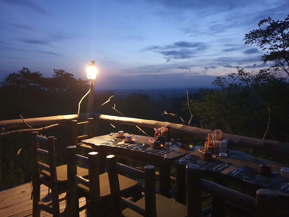 Topi Lodge