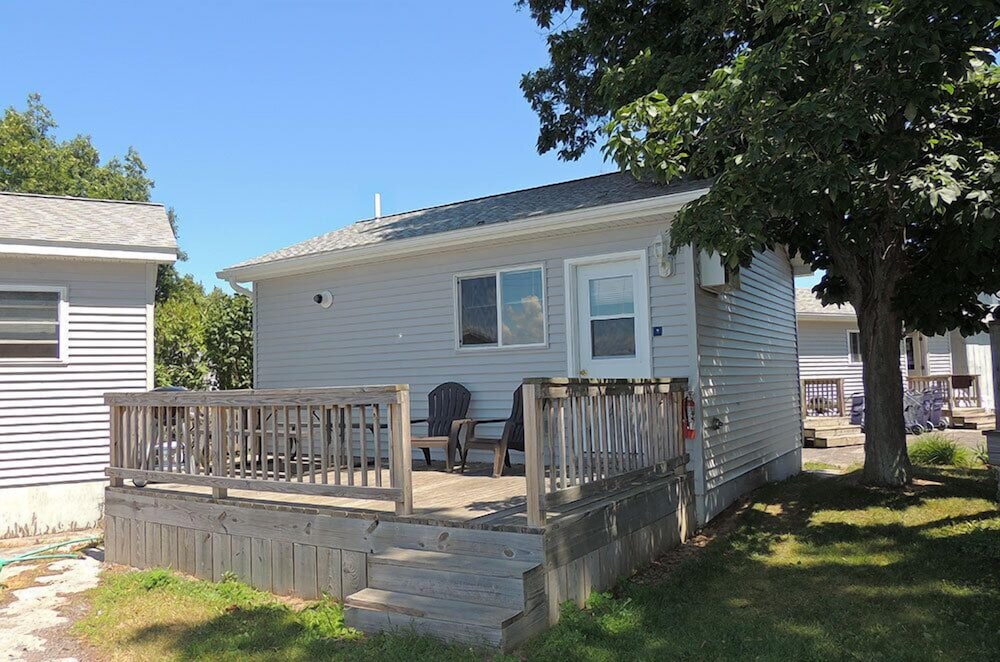Angel Rock Waterfront Cottages and Vacation Homes