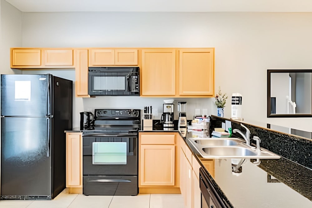 3bd/2.5ba Private Jacuzzi King Bed