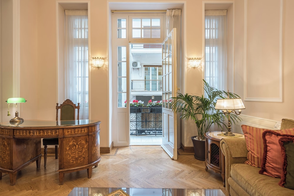 The Rare Luxury Gem in Kolonaki Sq - near Syntagma