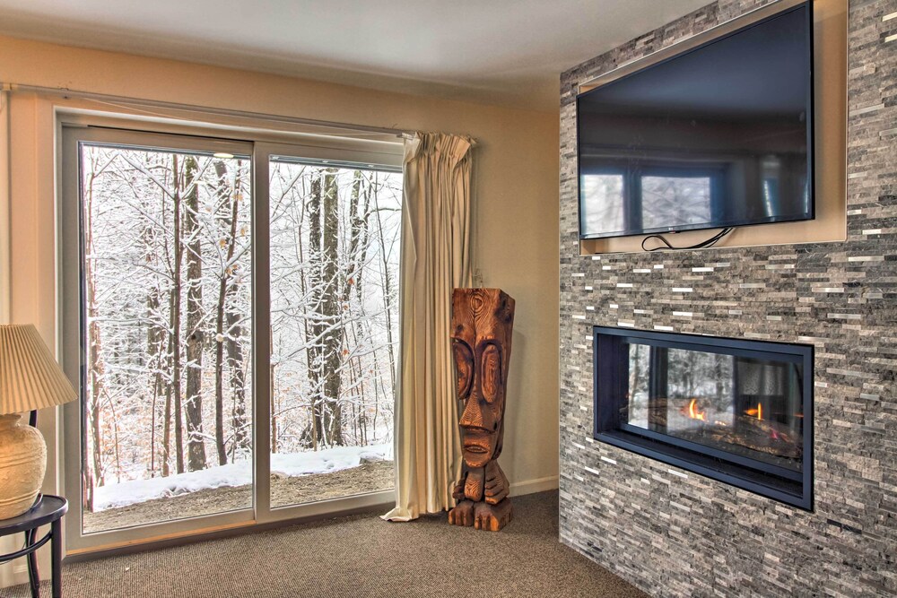 Ludlow Vacations - Ludlow Vacation Rental - Steps to Ski Lift! - Property Image 6