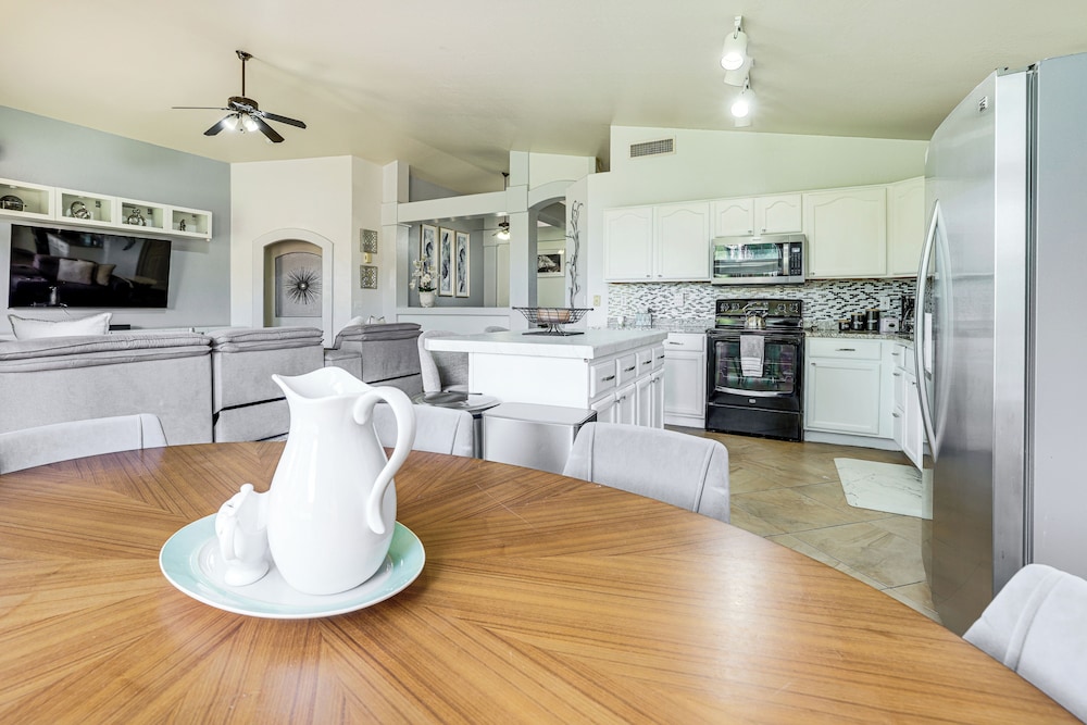 Spacious Family Home w/ Yard Near Arizona Mills!