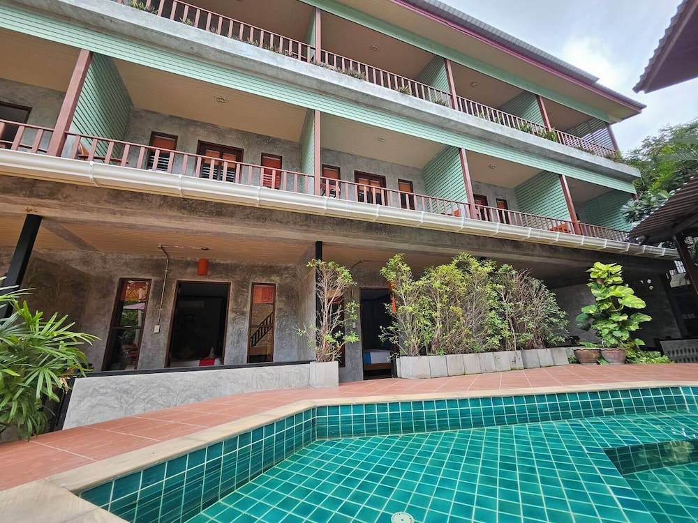 Araya Boutique Hotel