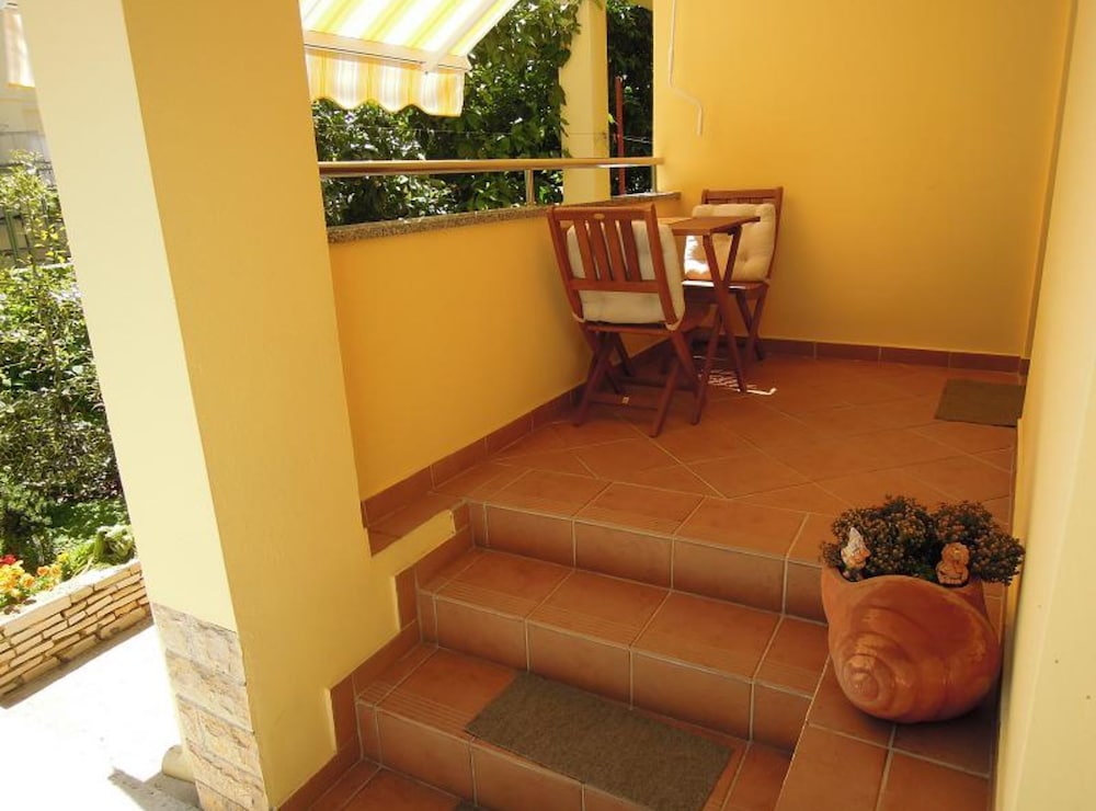 Cozy Retreat By The Sea Puntamika