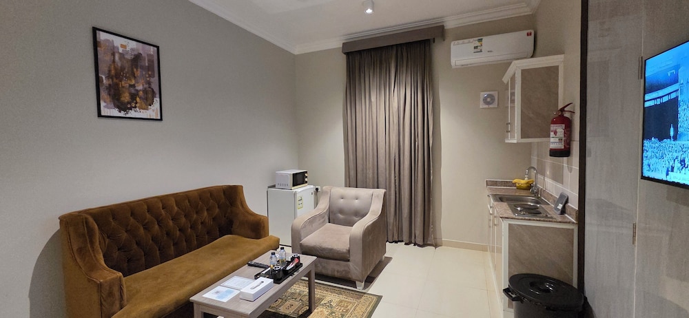 Afaq Suite suli