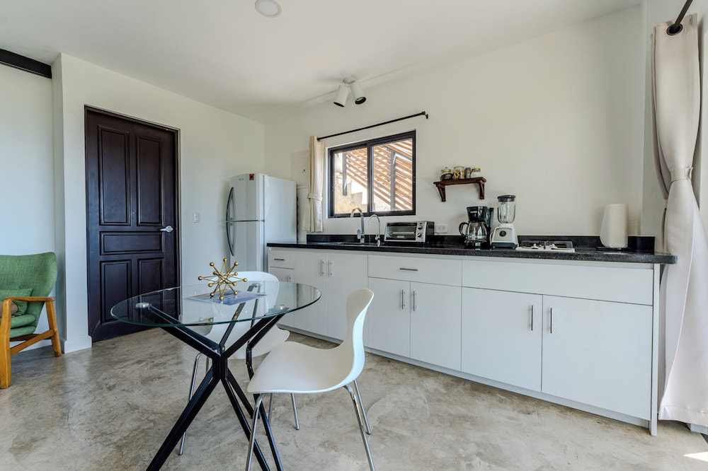 Sea View Paradise Retreat by Sea N' Rent