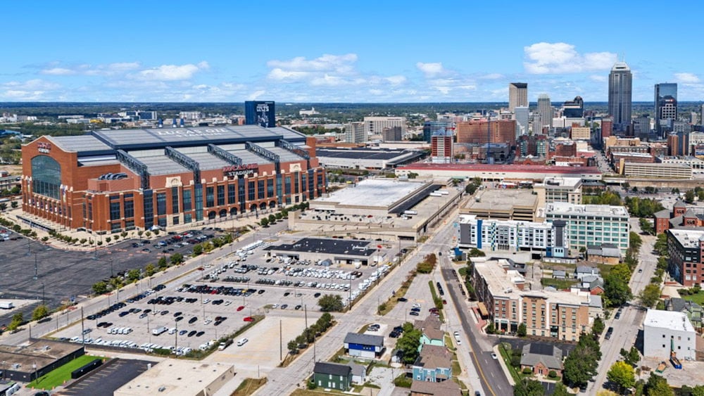 Indy Stadium Villas 711 L