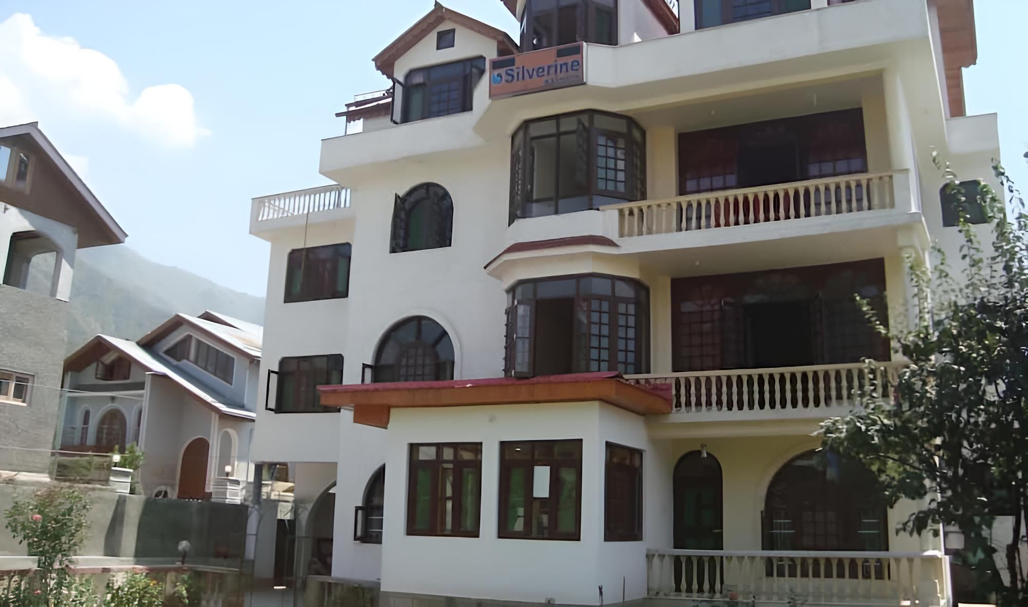 Hotel Silverine Srinagar view 4