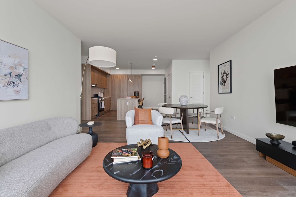 Luxe Apts Stunning Lake Views Resort Amenities