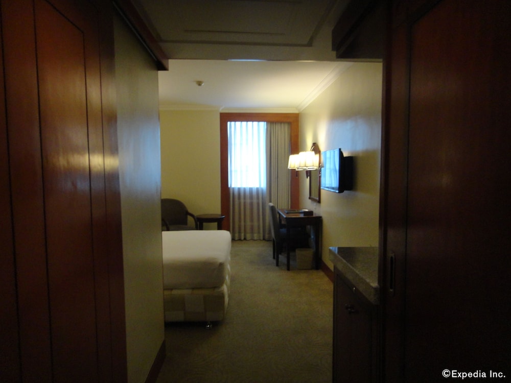 Cebu Vacations - Cebu Parklane International Hotel - Property Image 47