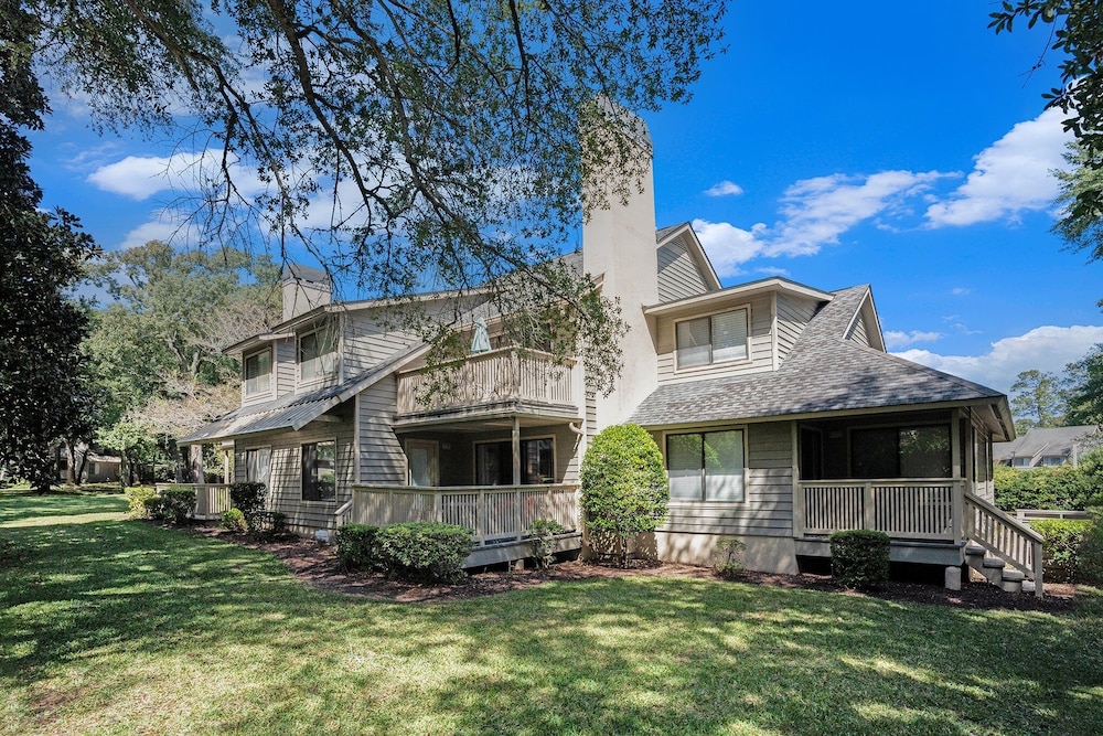 2d West Hyde Park 3 Bedroom Condo