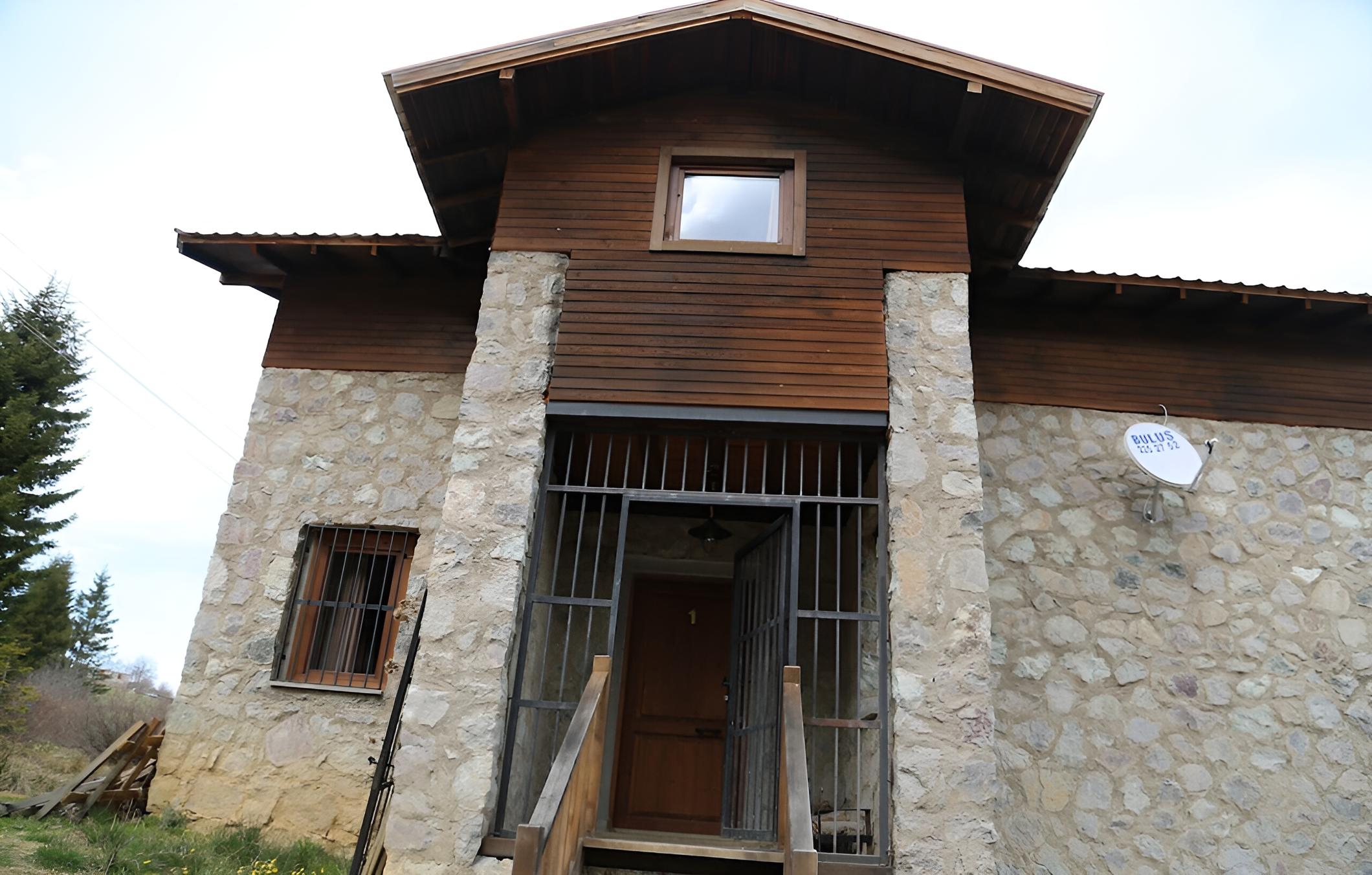 Photo 12