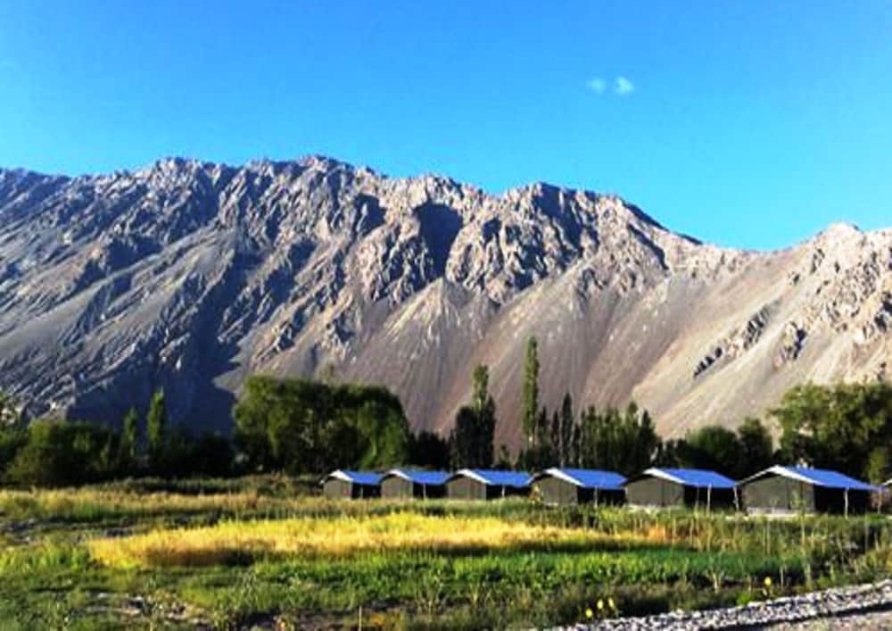 TIH Cold Desert Camp