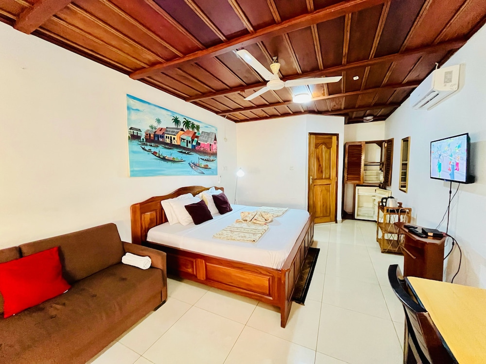 Veivaag Lodge - Property Image 4