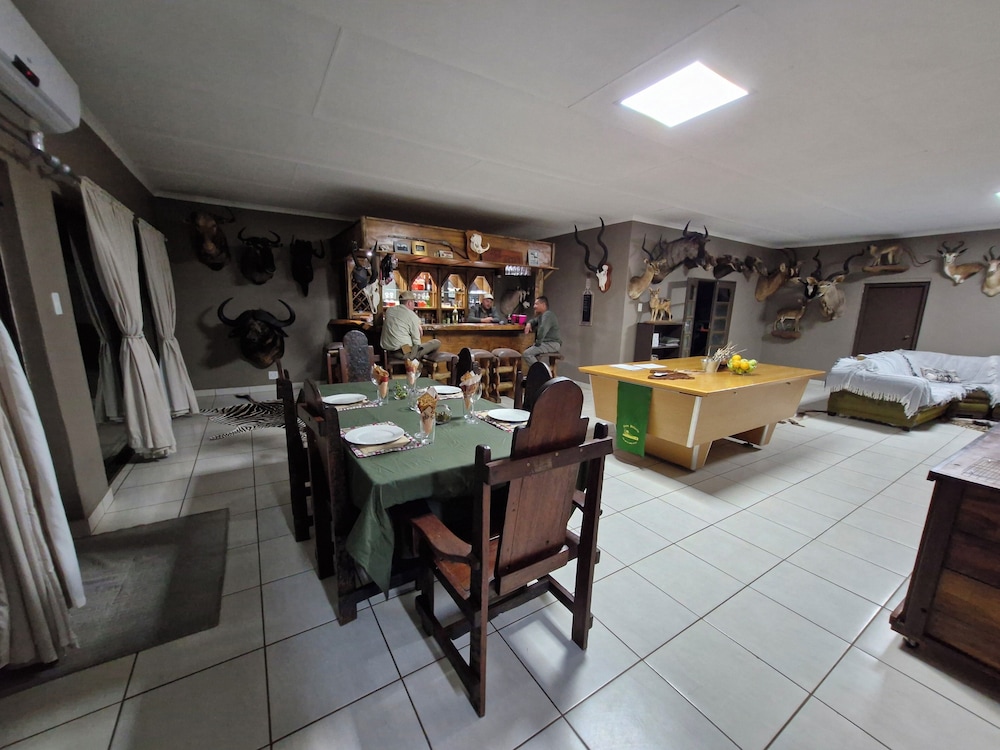 Buffelkraal Safaris