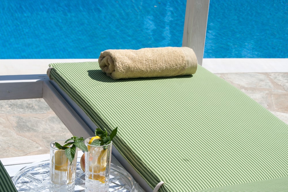 Four Seasons Villas