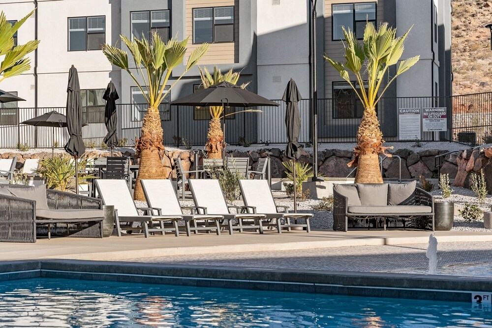 Comfort At Cliff Side 2 Bedroom Condo
