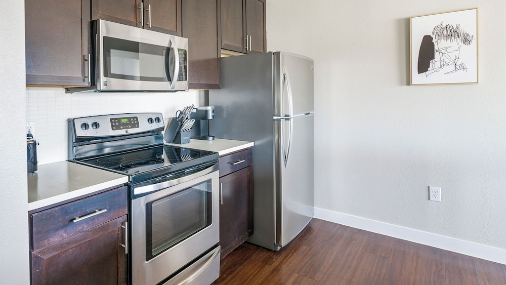 Landing Apartments - Grand Harbor