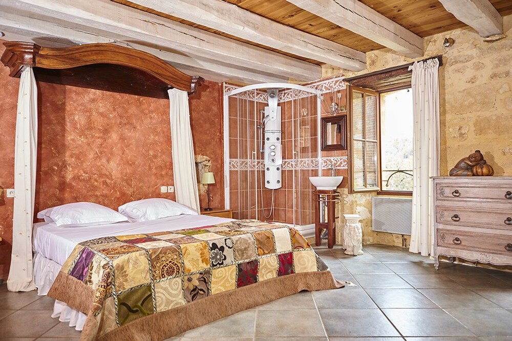 La Maison Bleue view 5