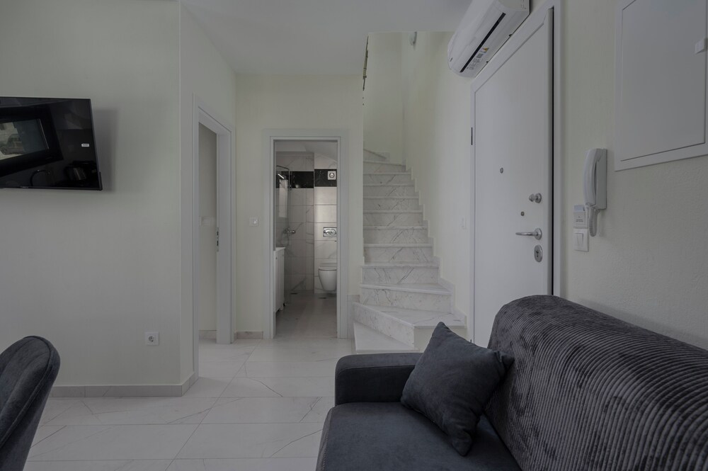 White Pearl Suites Halkidiki