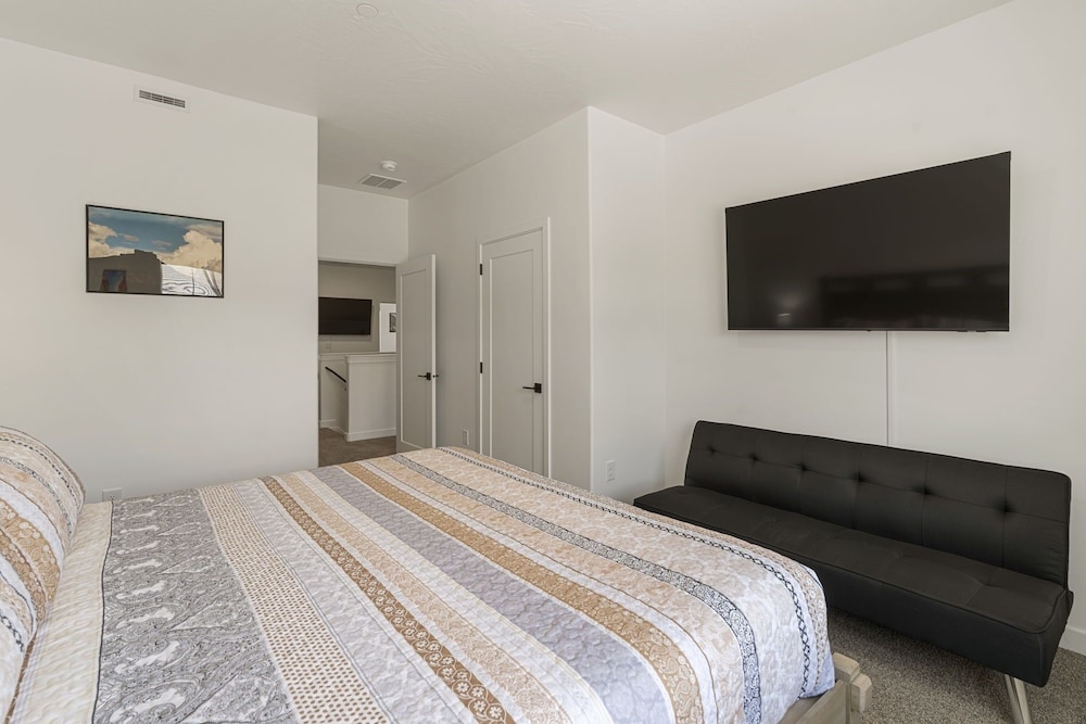 Sand Hollow Serenity 4 Bedroom Townhouse