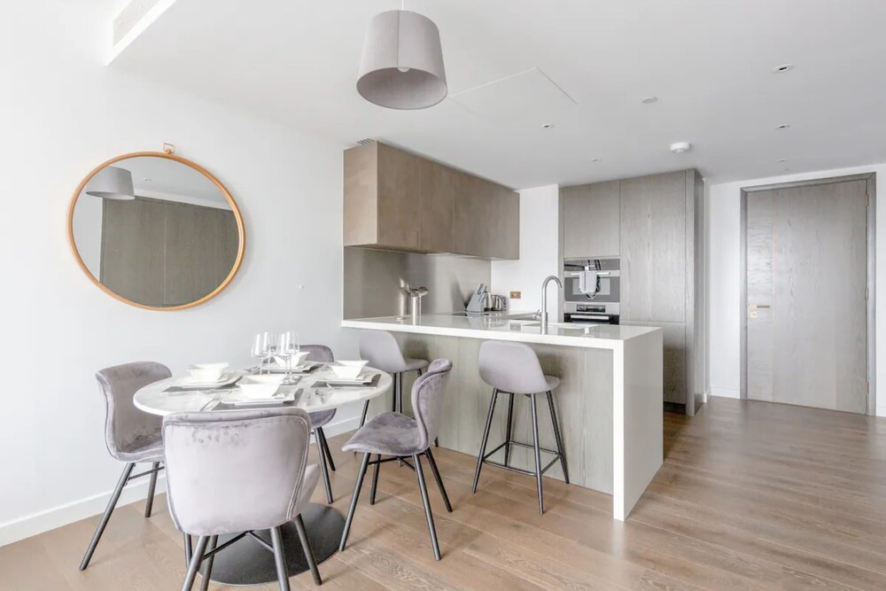 Luxurious 1 Bedroom Flat by the River Thames - Vauxhall