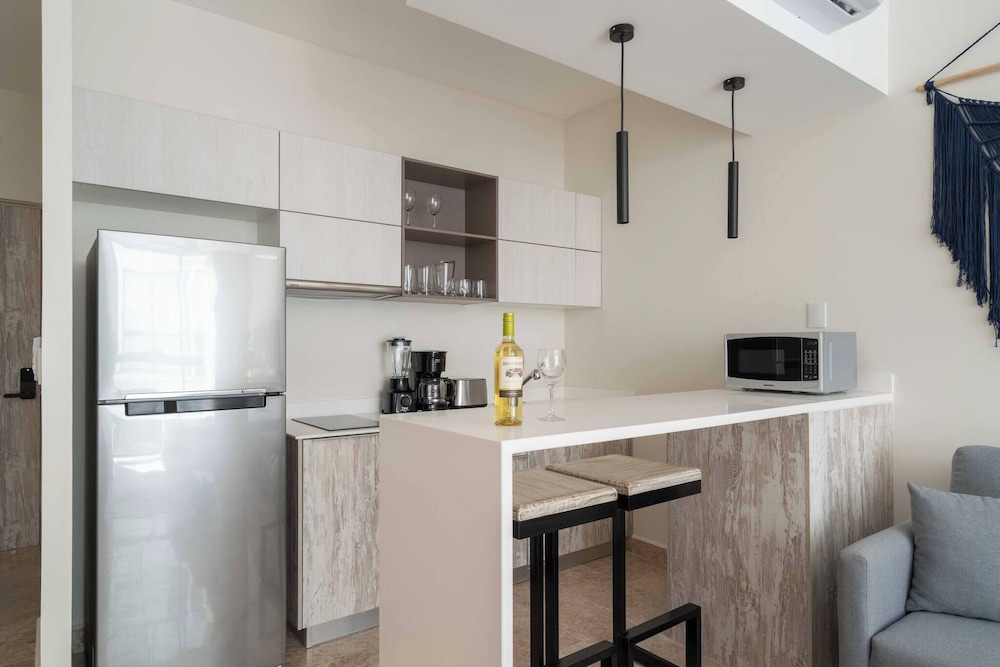 Practical and Cozy AZ Studio! Close to Everything!