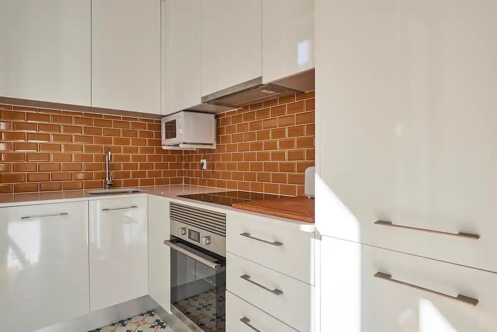 Modern 1-Bed With Ac & Private Terrace