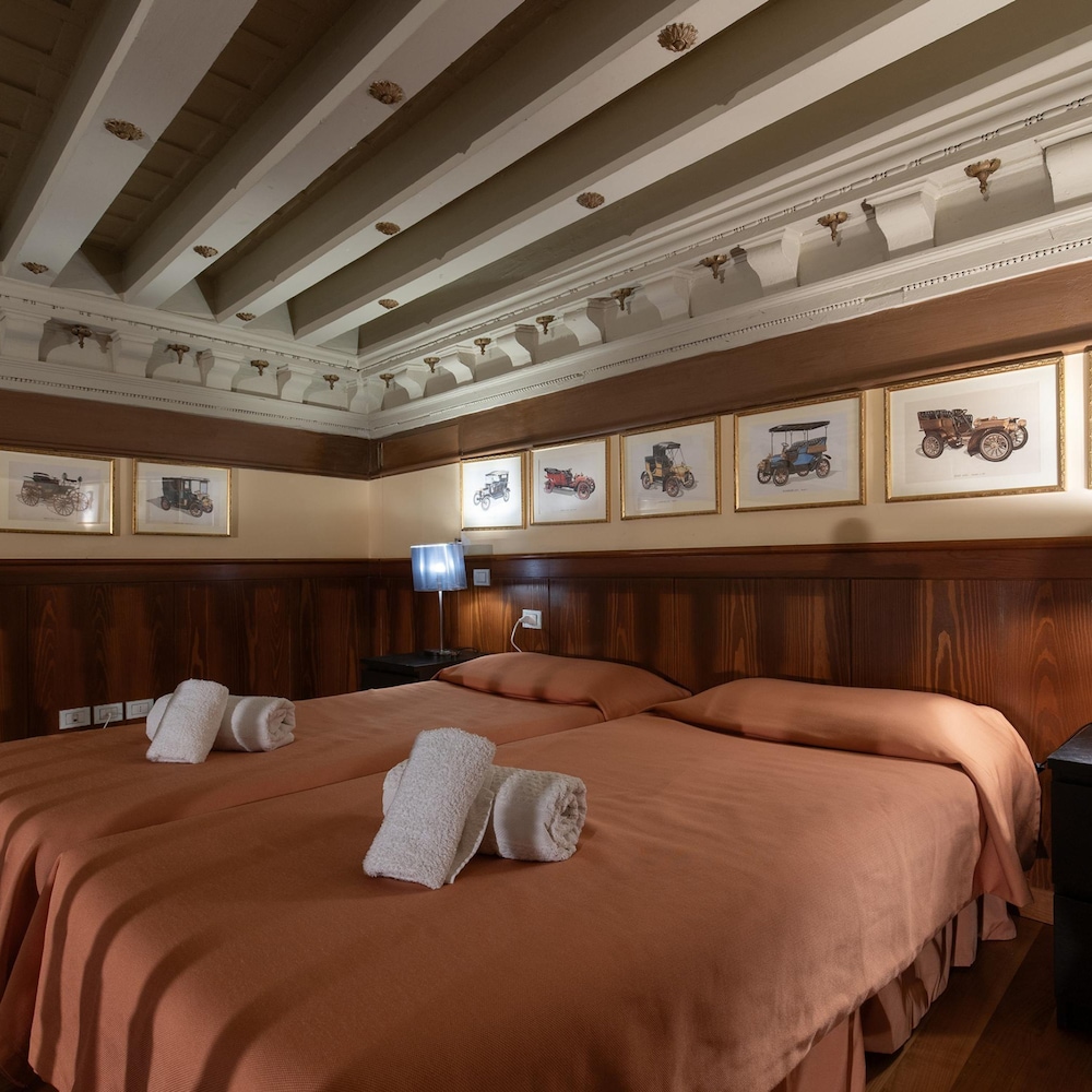 Fortuny 3967 Luxury Suites Wine - Ve-l736-sanm3967at