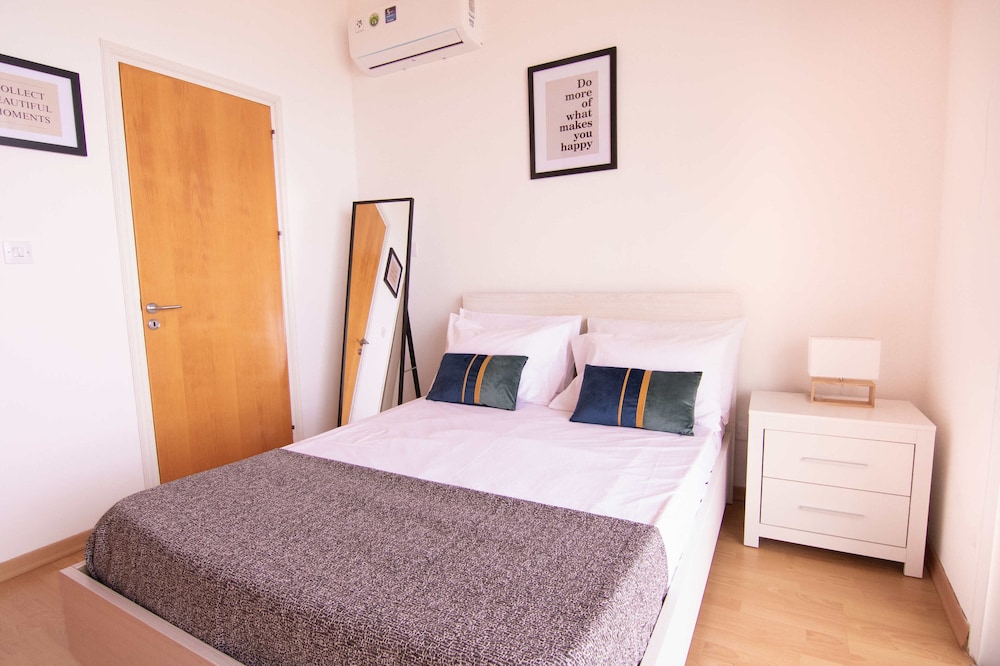 Phaedrus Living Beachfront Villa Merenda