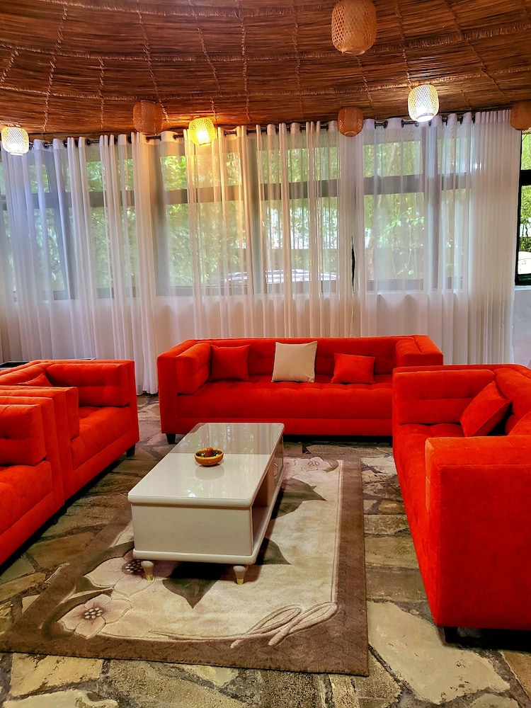 Bambou Gorila Hotel