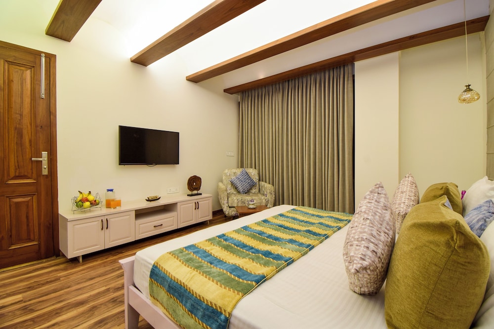 Dreamland I luxury I3Bhk IBonfire IMusic view 4