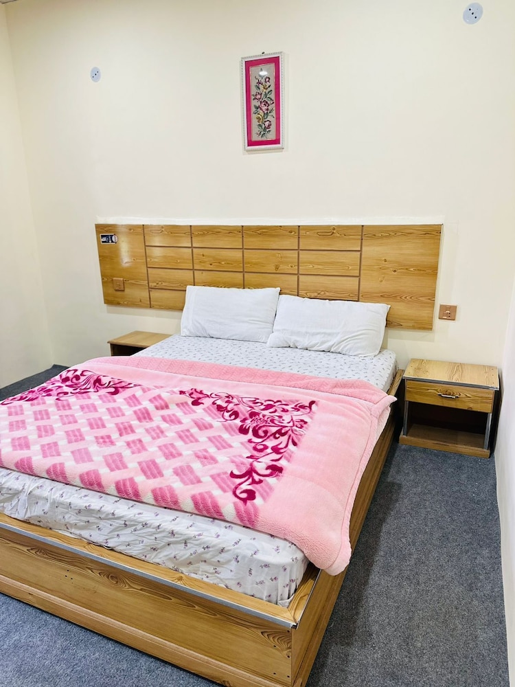 Hunza Cherry Guest House view 5