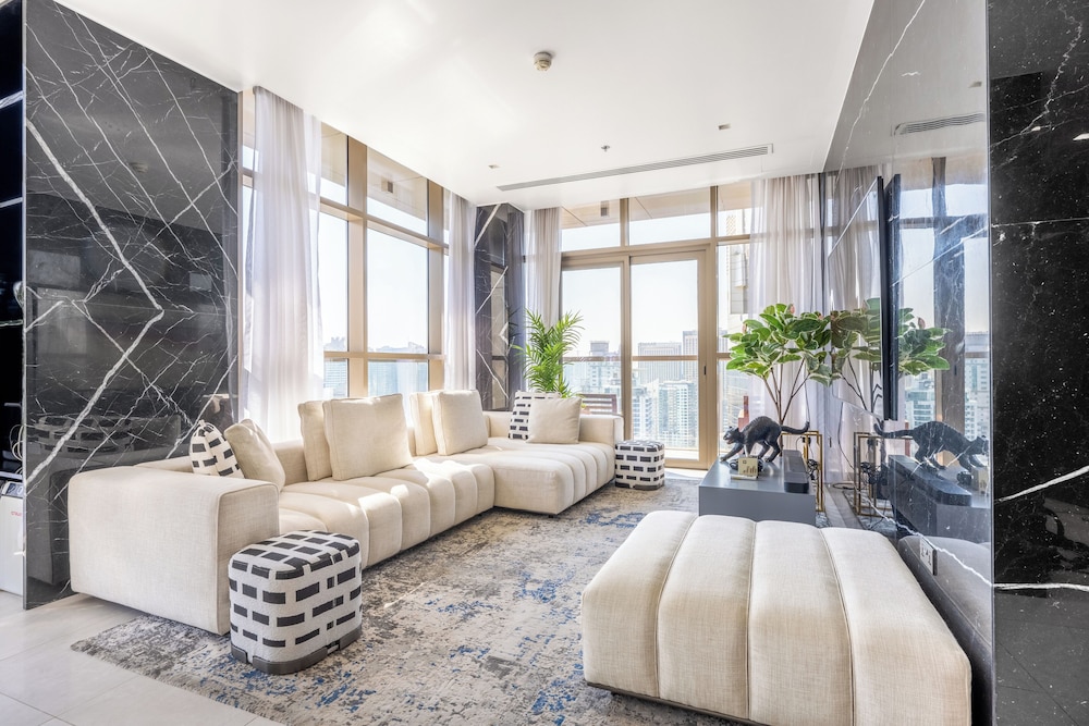 Exclusive Dubai Marina Stay - Posh 3BR