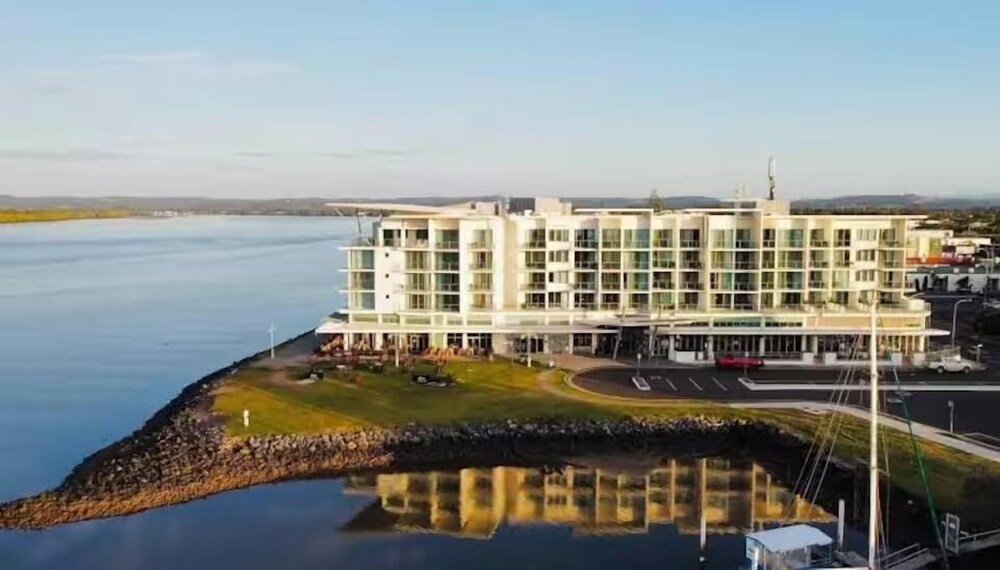 The Top Deck Retreat Ballina