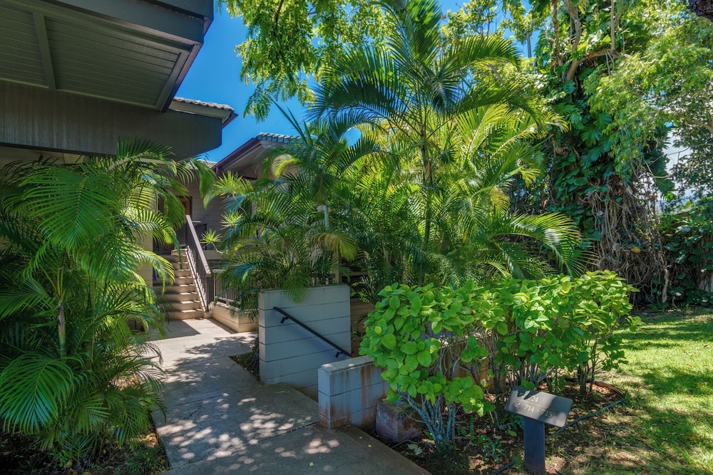 Kapalua Ridge Villas by KBM