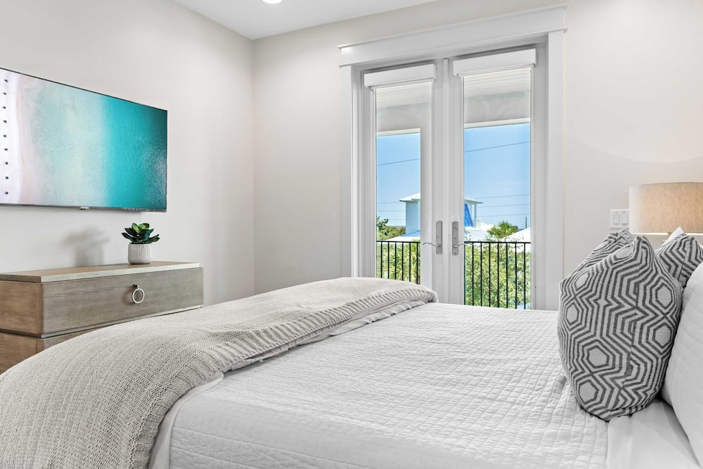 All Decked Out Seagrove by Avantstay Priv Pool+hot Tub, Ocean Views!