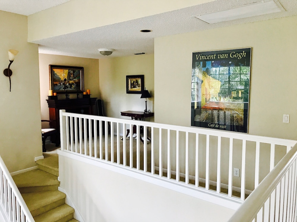 Private-Luxurious Mediterranean Villa - Property Image 14