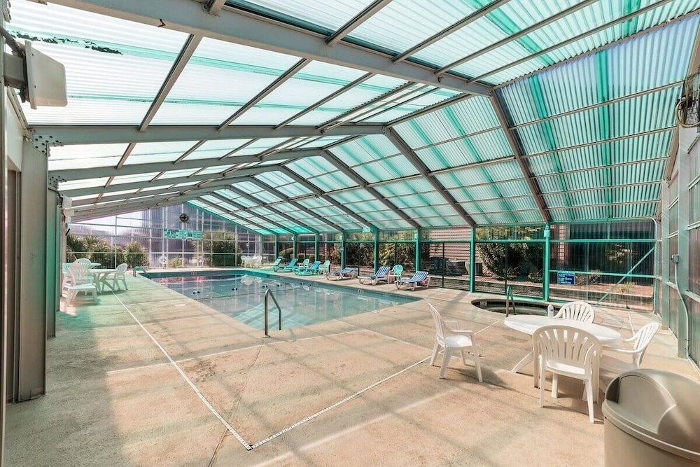 Heron Pointe C12 2 Bedroom Condo