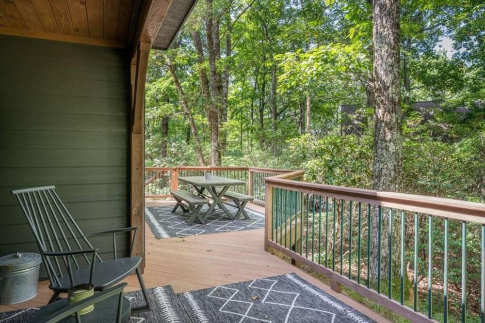 Adventure Awaits - Family Home
