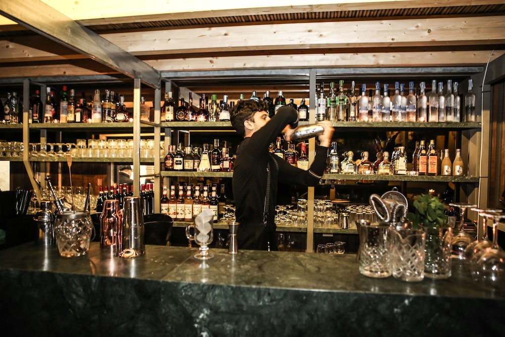 Parrasio Hotel