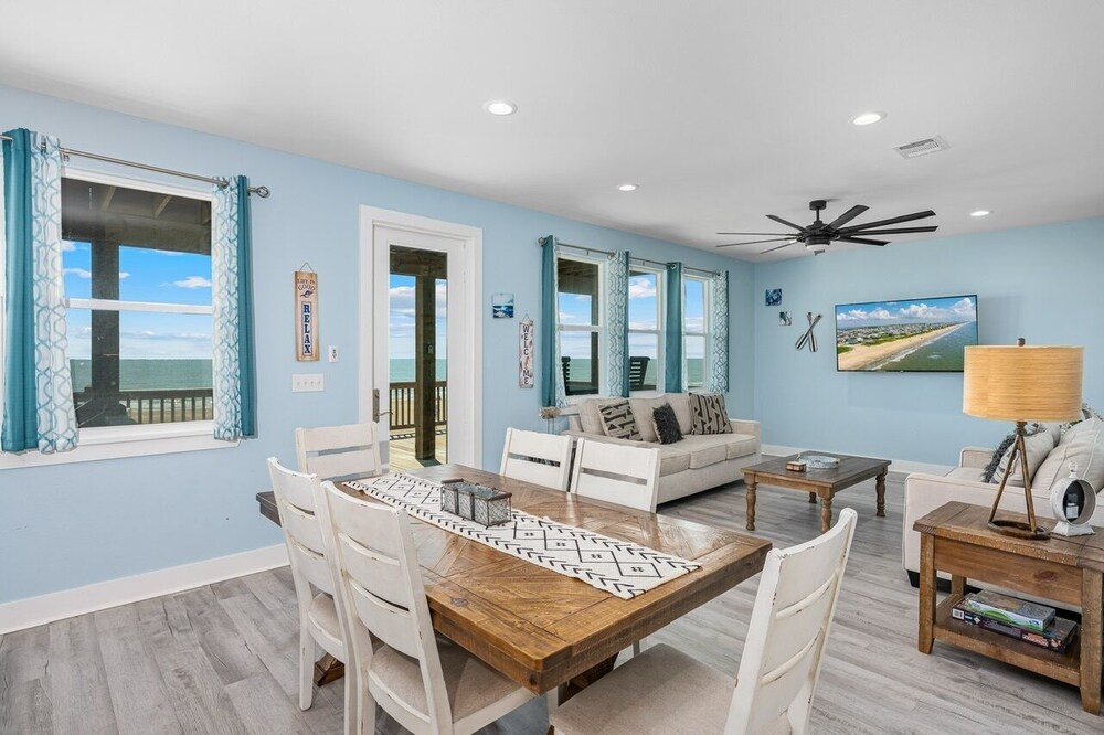 Oceanfront Manor 4 Bedroom Home