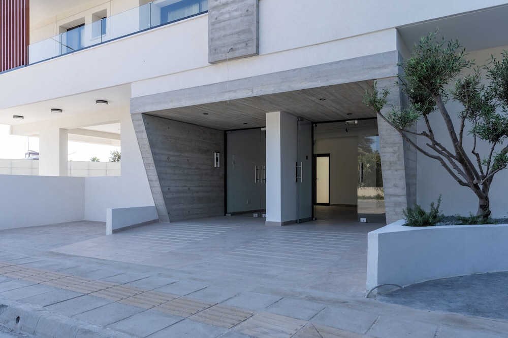 Jas Living Apts & Balconies in Larnaca