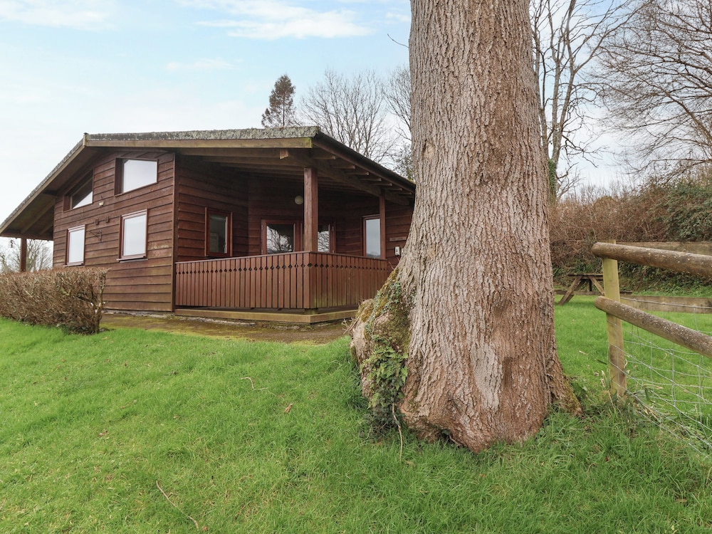 The Ash Lodge
