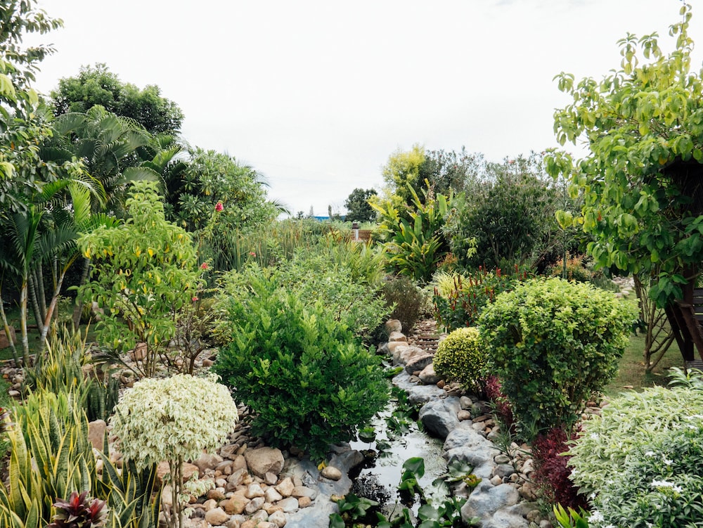 Rai Fahpratan Home and Garden