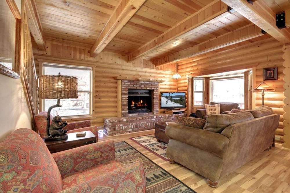 Cubs Cabin by Avantstay Classic Big Bear Cabin in Ideal Location